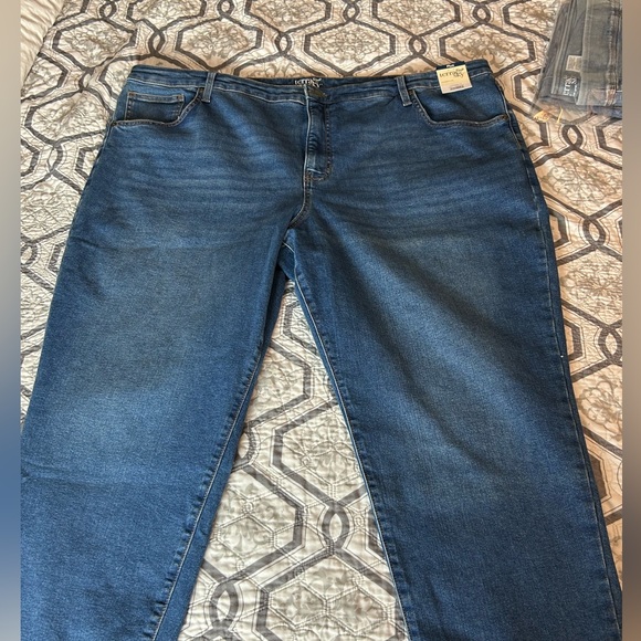 Terra & Sky Denim - Terra & Sky Women’s Size 26W Petite Straight Leg High-Rise Jeans NWT
